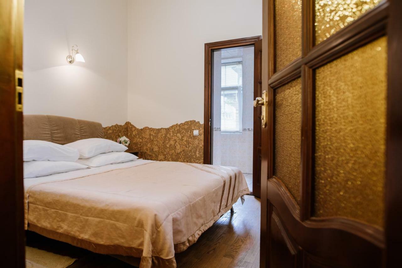 Villa Viktoriya Hotel 트루스카베츠 외부 사진
