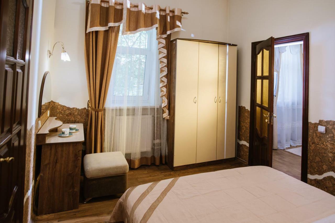 Villa Viktoriya Hotel 트루스카베츠 외부 사진